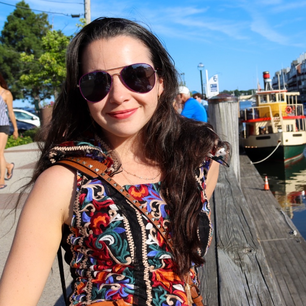 Meet your Posher, Gabrielle